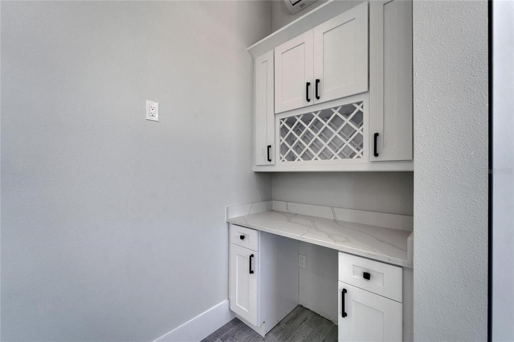 待售: $1,849,000 (4 贝兹, 5 浴室, 4704 平方英尺)