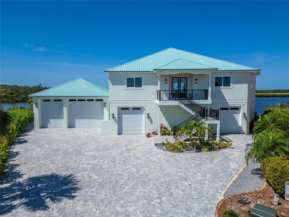 待售: $1,849,000 (4 贝兹, 5 浴室, 4704 平方英尺)