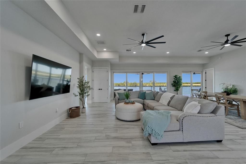 待售: $1,849,000 (4 贝兹, 5 浴室, 4704 平方英尺)