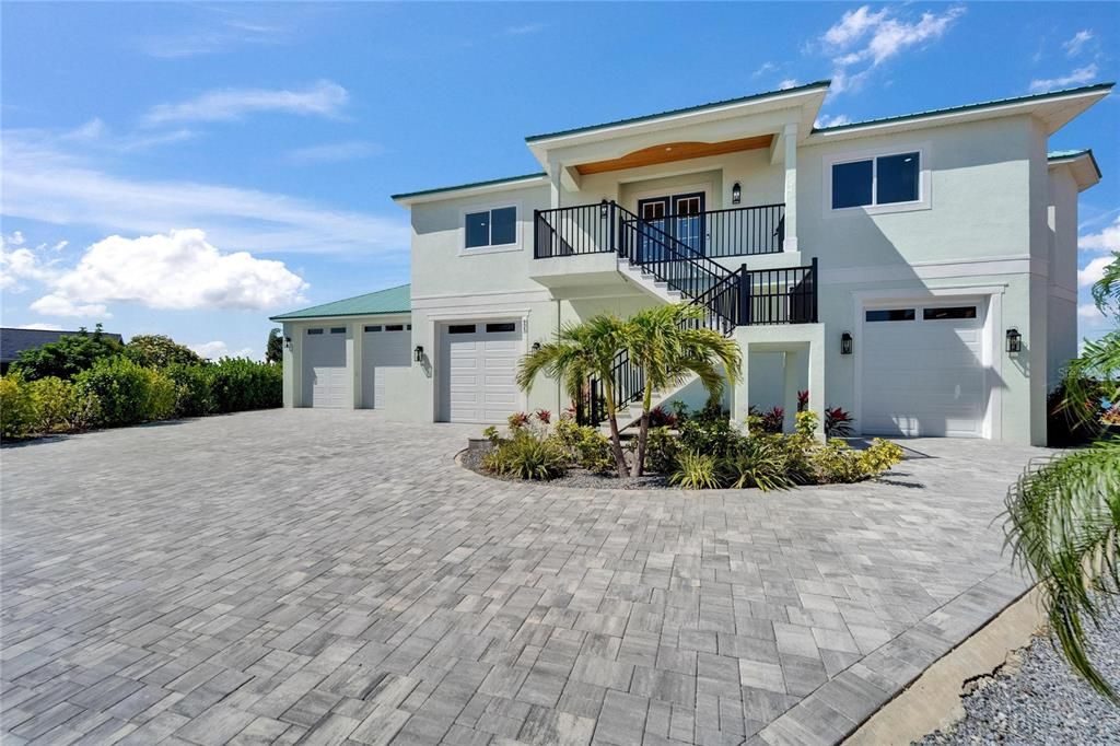 待售: $1,849,000 (4 贝兹, 5 浴室, 4704 平方英尺)