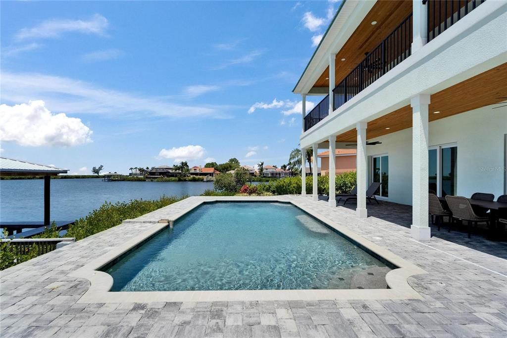 待售: $1,849,000 (4 贝兹, 5 浴室, 4704 平方英尺)