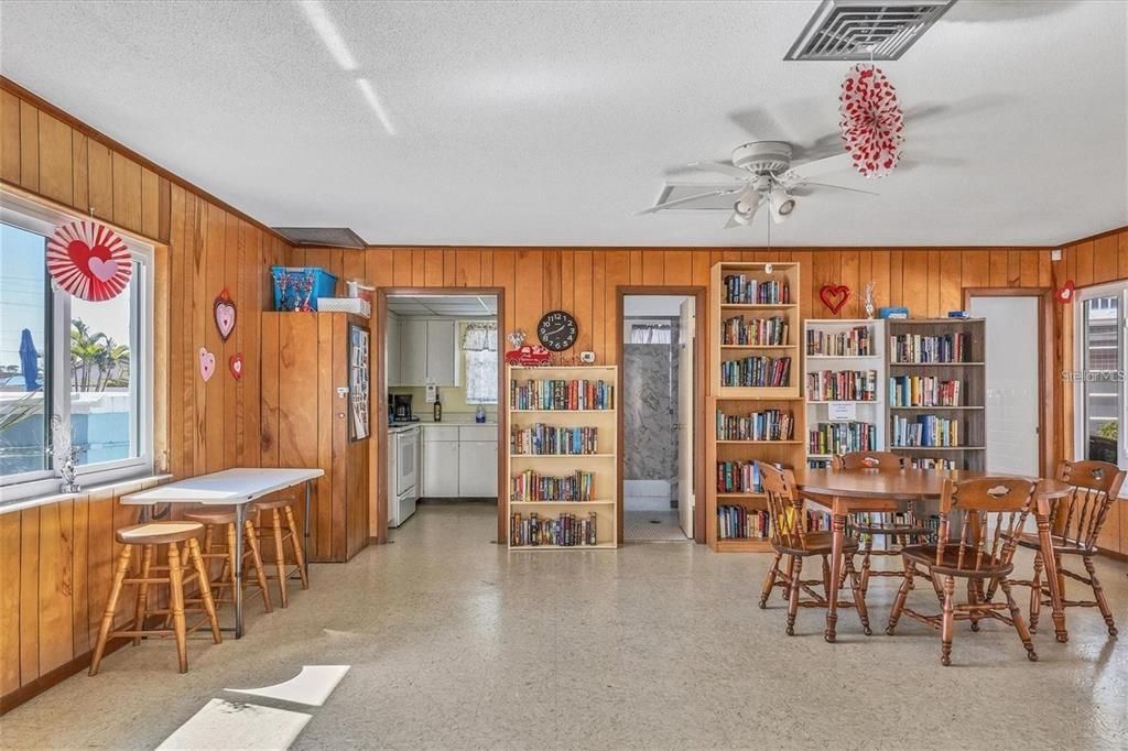 For Rent: $1,350 (2 beds, 2 baths, 828 Square Feet)