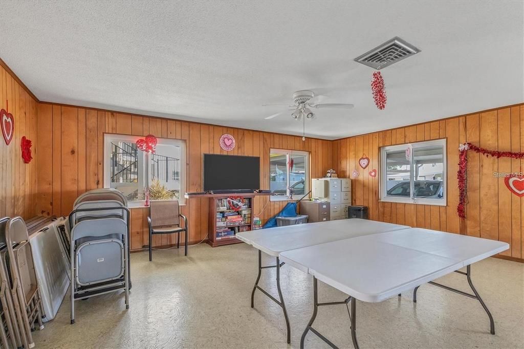For Rent: $1,350 (2 beds, 2 baths, 828 Square Feet)