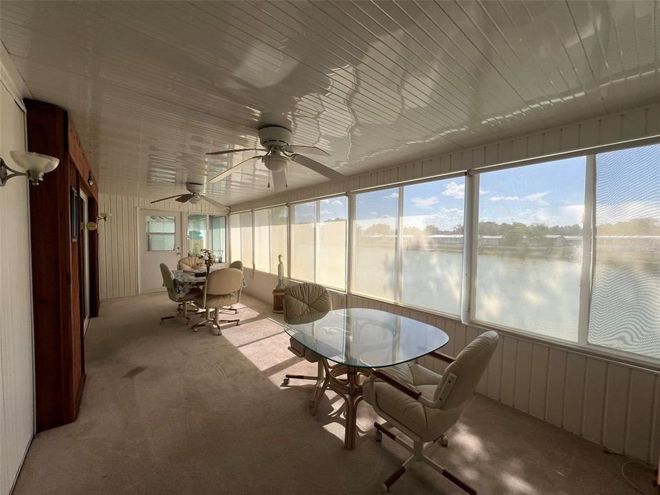 待售: $199,000 (2 贝兹, 2 浴室, 1560 平方英尺)