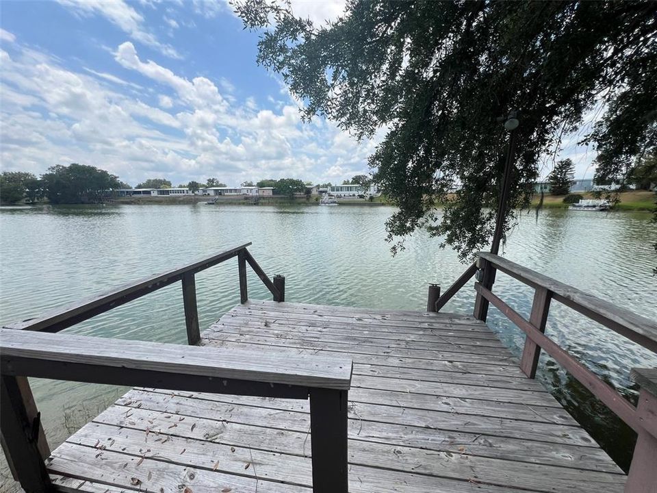 待售: $199,000 (2 贝兹, 2 浴室, 1560 平方英尺)