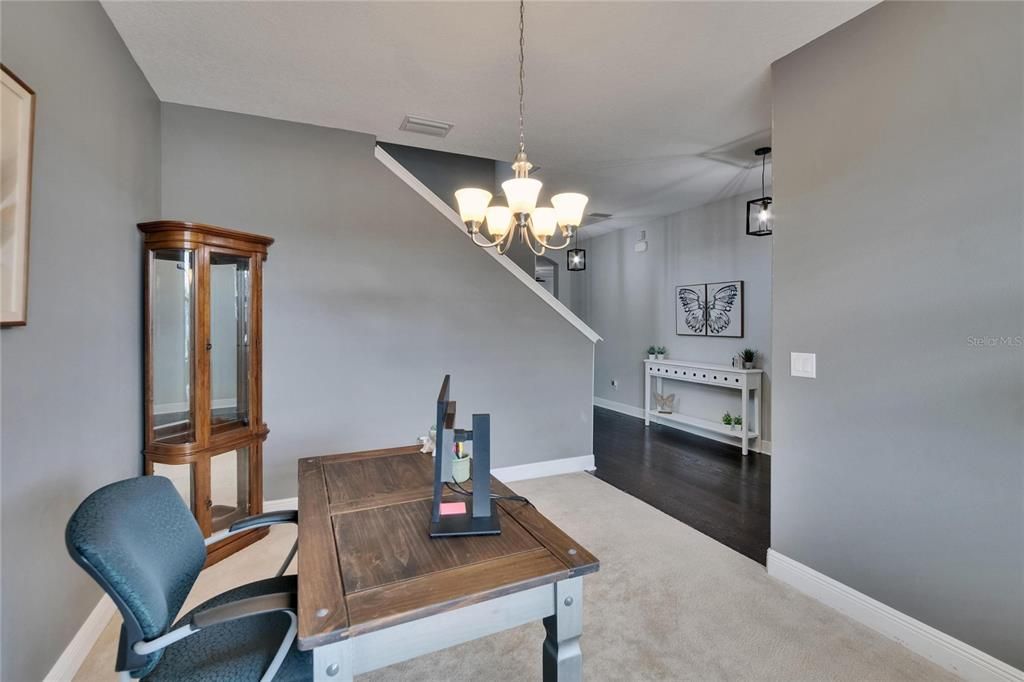 Activo con contrato: $550,000 (4 camas, 3 baños, 3091 Pies cuadrados)