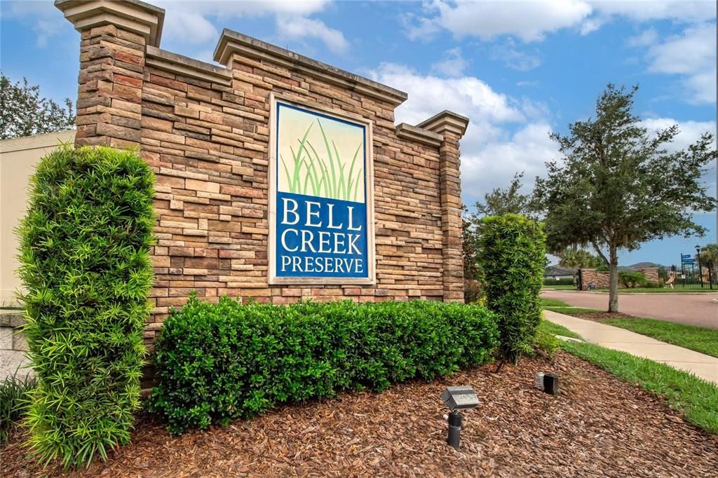 Activo con contrato: $550,000 (4 camas, 3 baños, 3091 Pies cuadrados)