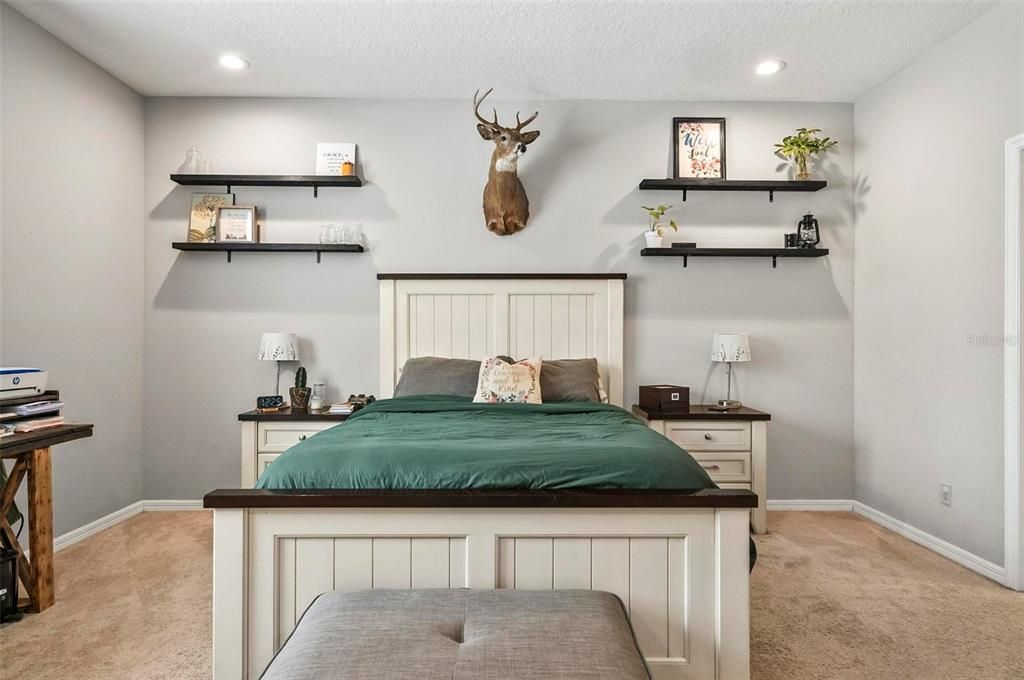 For Sale: $549,000 (3 beds, 2 baths, 1838 Square Feet)