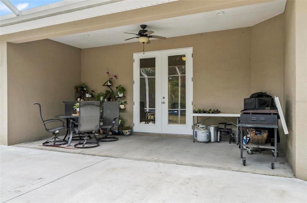 For Sale: $549,000 (3 beds, 2 baths, 1838 Square Feet)