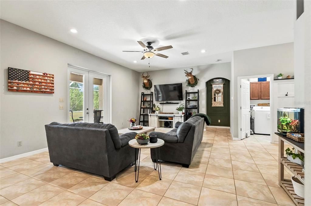 For Sale: $549,000 (3 beds, 2 baths, 1838 Square Feet)