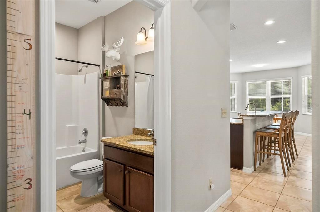 For Sale: $549,000 (3 beds, 2 baths, 1838 Square Feet)