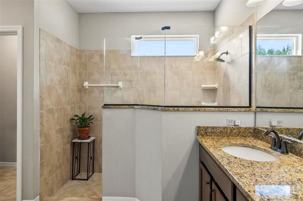 For Sale: $549,000 (3 beds, 2 baths, 1838 Square Feet)