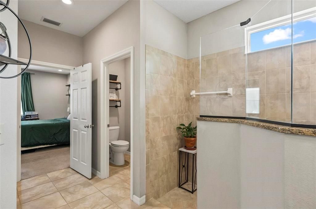 For Sale: $549,000 (3 beds, 2 baths, 1838 Square Feet)