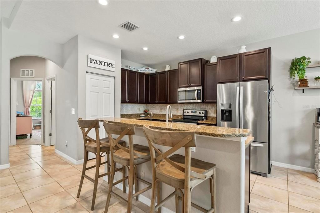 For Sale: $549,000 (3 beds, 2 baths, 1838 Square Feet)