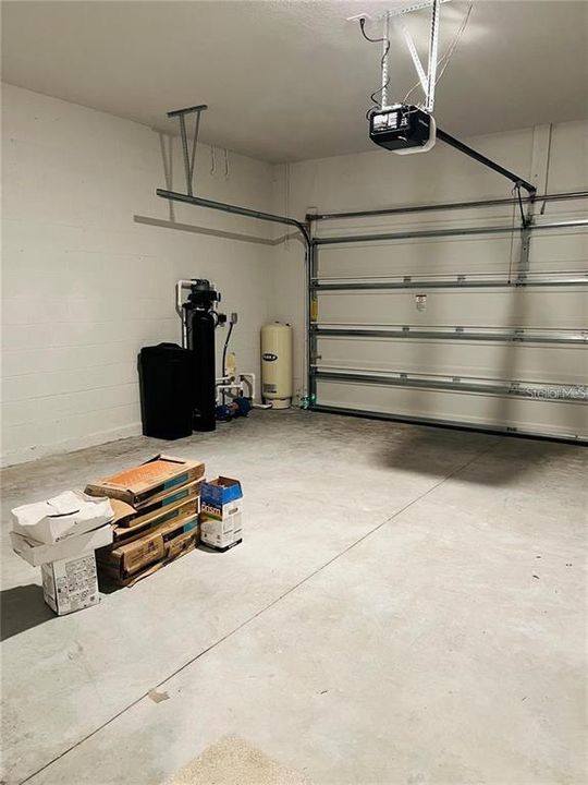 For Rent: $2,000 (3 beds, 2 baths, 1510 Square Feet)