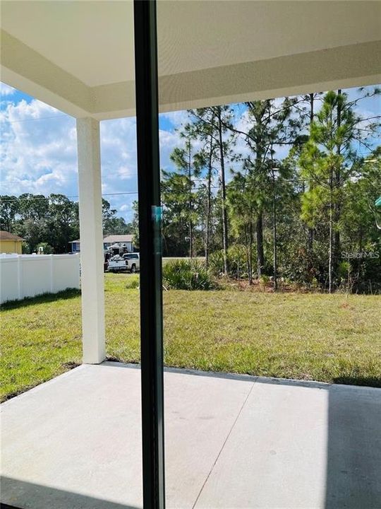 For Rent: $2,000 (3 beds, 2 baths, 1510 Square Feet)