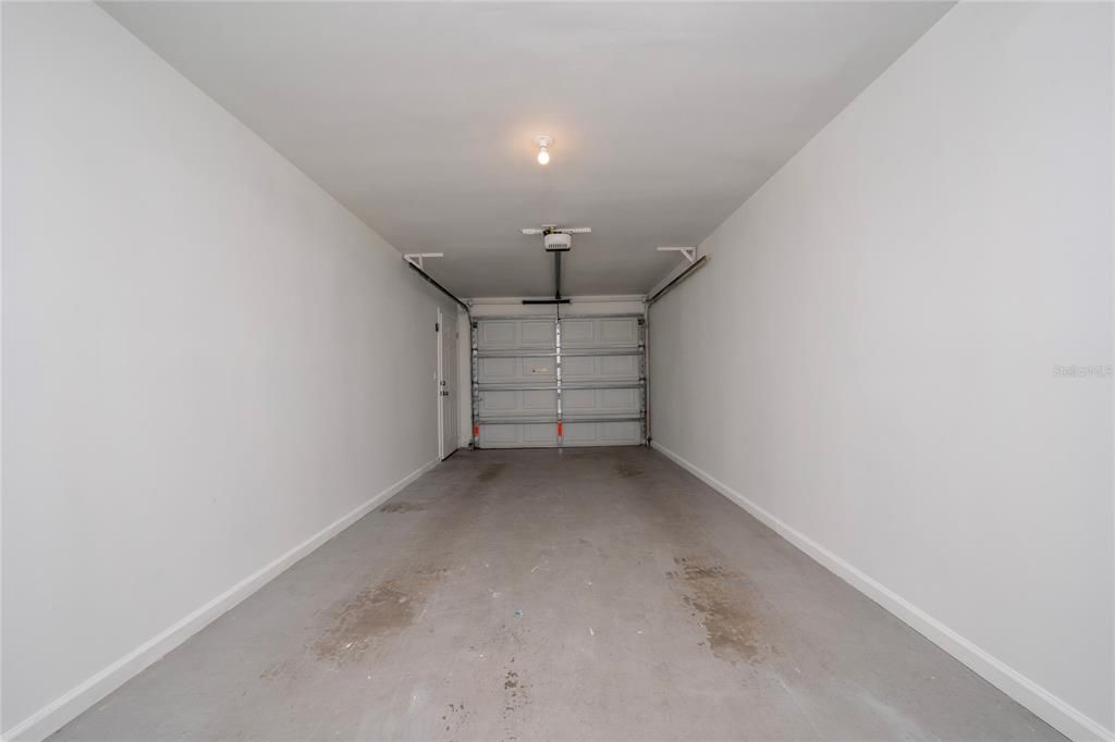 合同活跃: $248,000 (2 贝兹, 2 浴室, 1174 平方英尺)