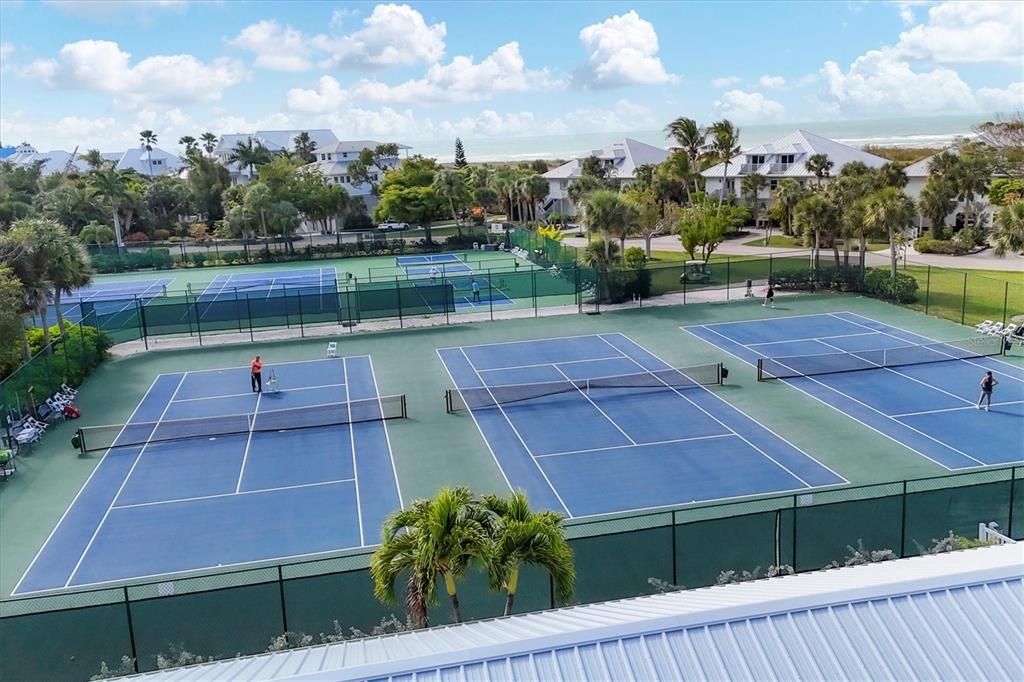 На продажу: $3,150,000 (3 спален, 3 ванн, 3204 Квадратных фут)