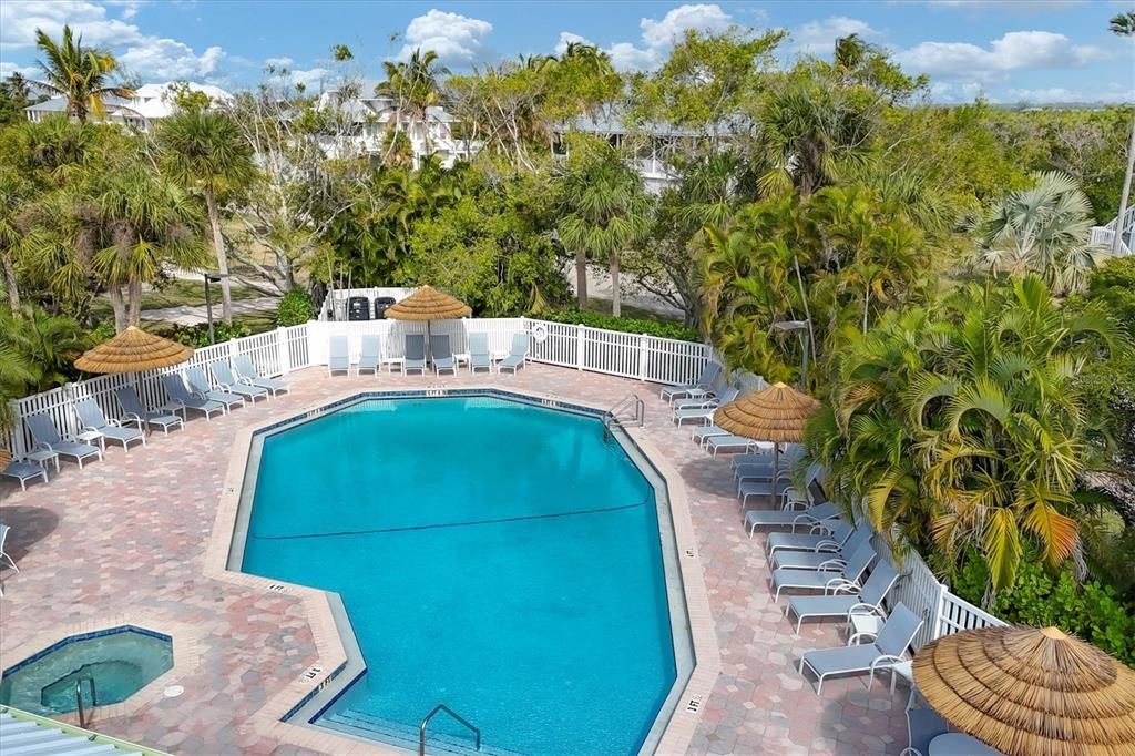 На продажу: $3,150,000 (3 спален, 3 ванн, 3204 Квадратных фут)