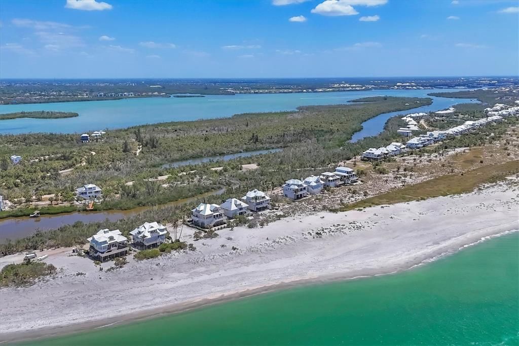 На продажу: $3,150,000 (3 спален, 3 ванн, 3204 Квадратных фут)