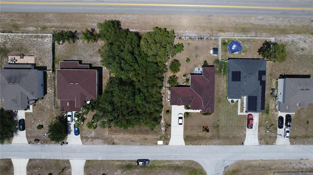 На продажу: $65,000 (0.19 acres)