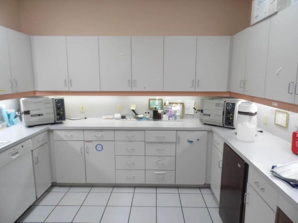 For Sale: $1,700,000 (0 beds, 0 baths, 2500 Square Feet)