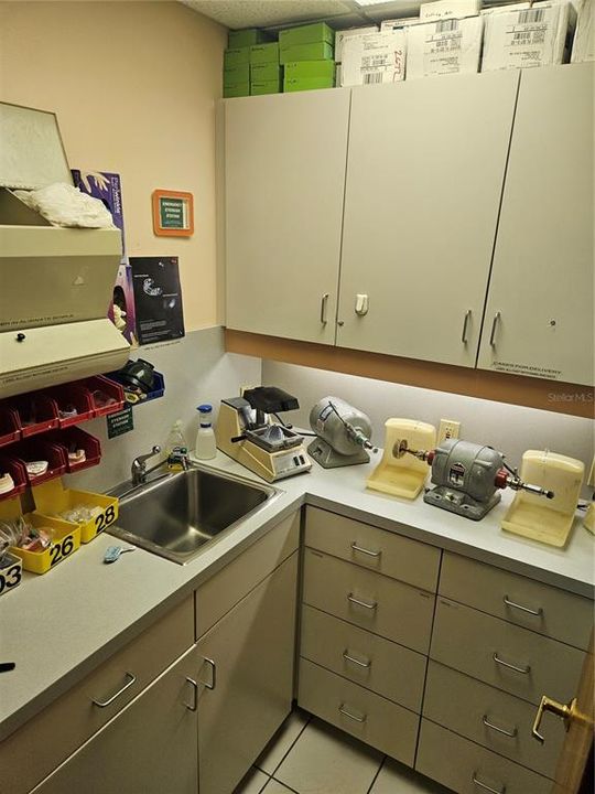 For Sale: $1,700,000 (0 beds, 0 baths, 2500 Square Feet)