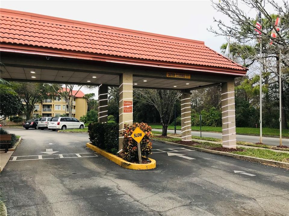 待售: $120,000 (1 贝兹, 1 浴室, 546 平方英尺)