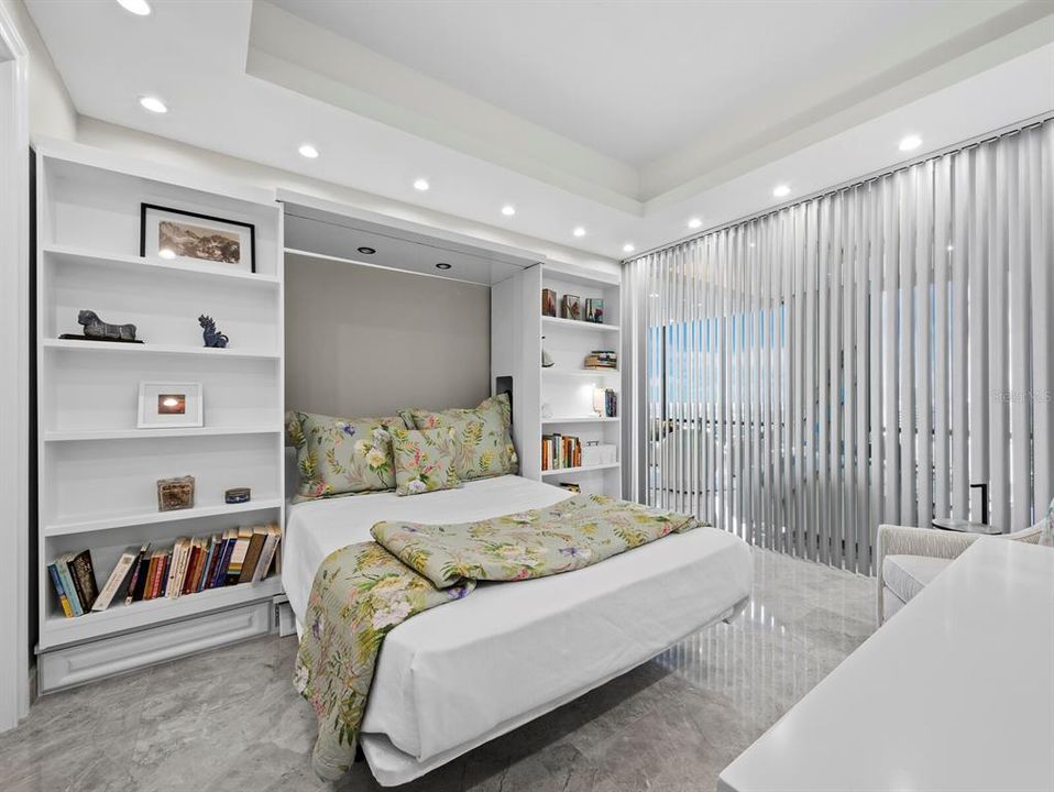 For Sale: $3,890,000 (3 beds, 4 baths, 4095 Square Feet)