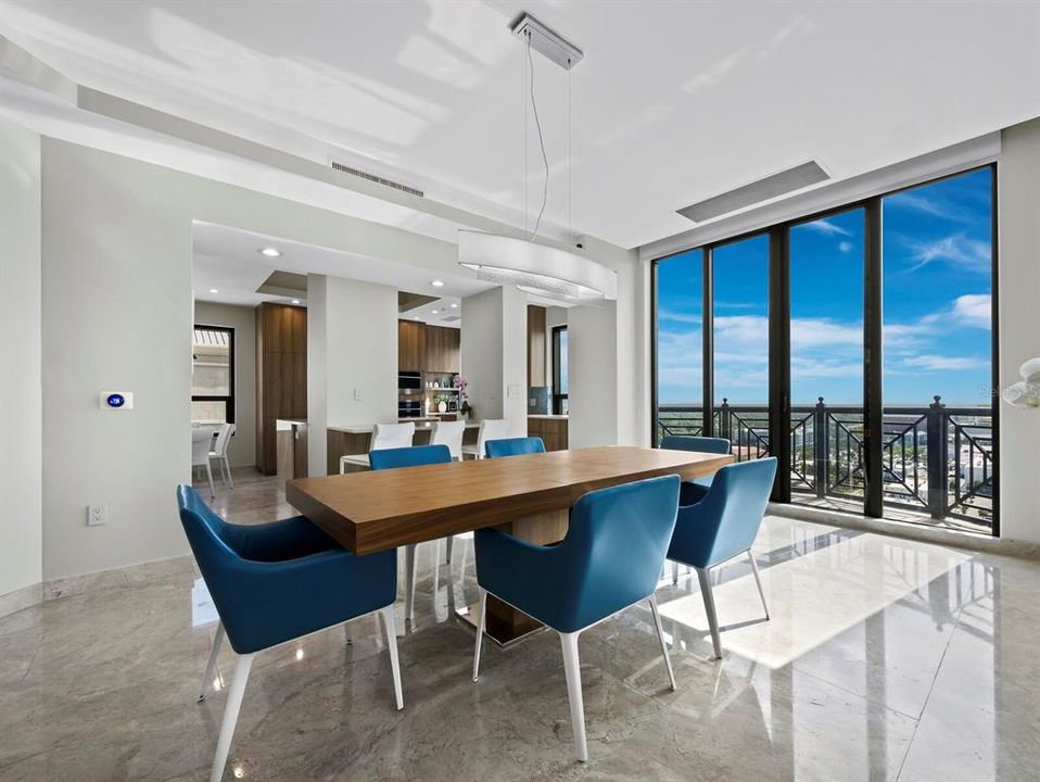 For Sale: $3,890,000 (3 beds, 4 baths, 4095 Square Feet)