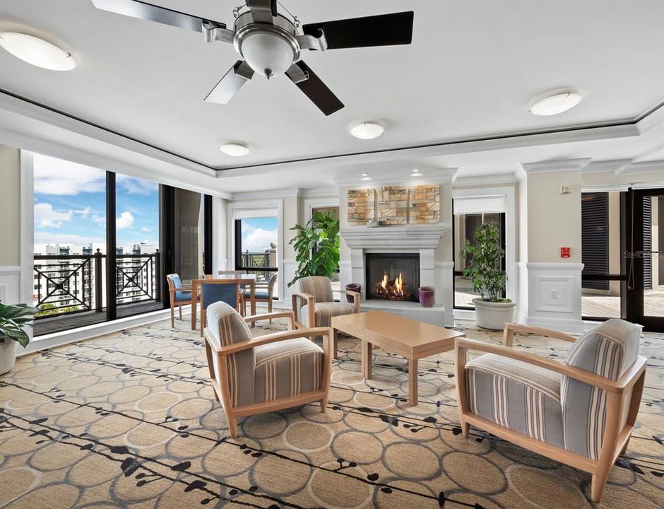 For Sale: $3,890,000 (3 beds, 4 baths, 4095 Square Feet)