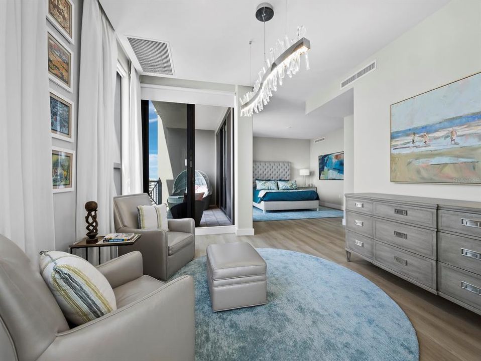 For Sale: $3,890,000 (3 beds, 4 baths, 4095 Square Feet)