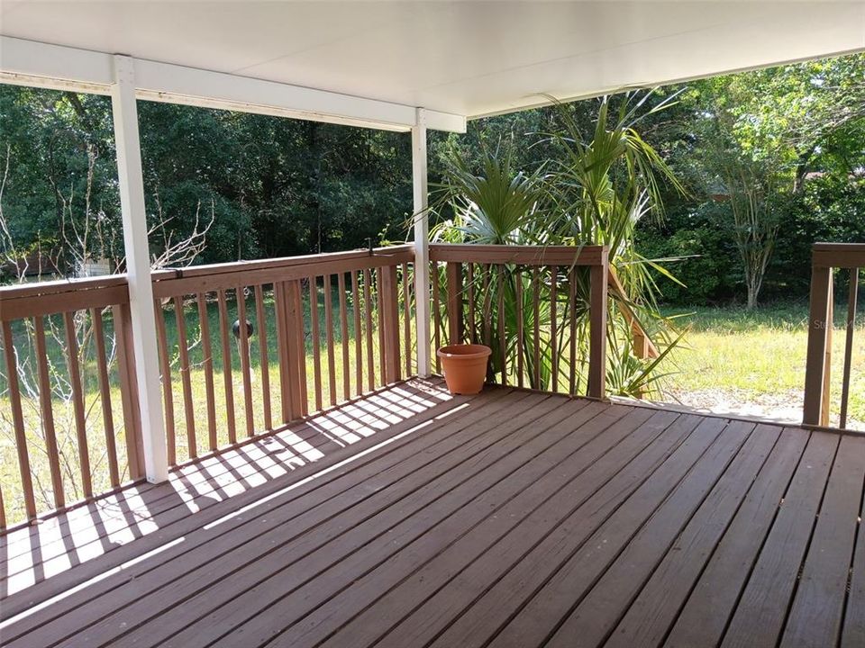 For Sale: $267,000 (3 beds, 2 baths, 1256 Square Feet)