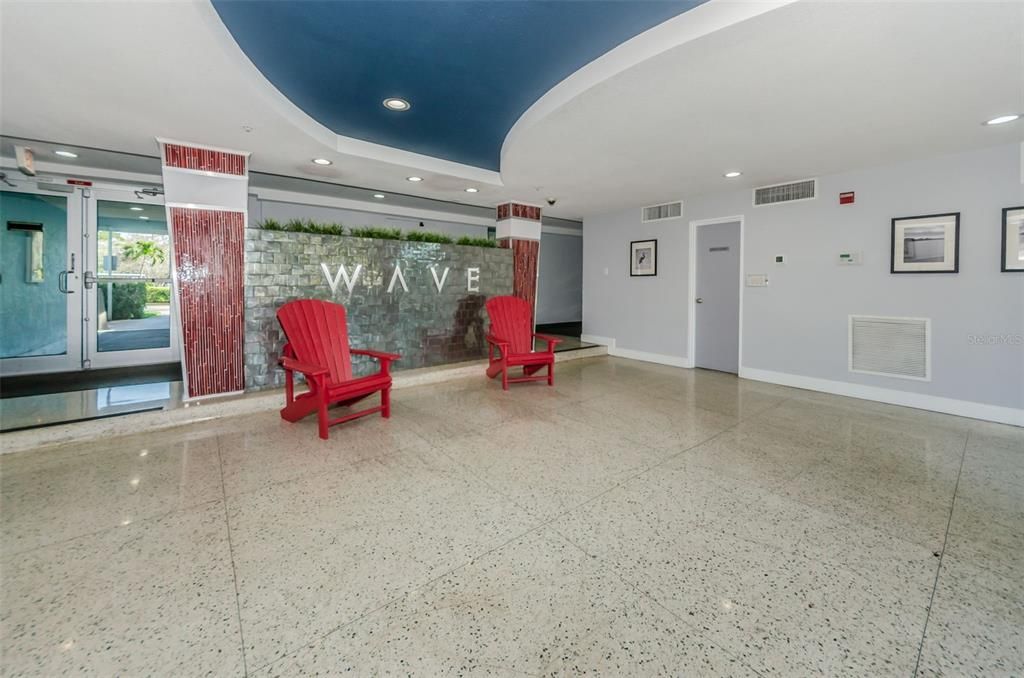 For Sale: $79,000 (1 beds, 1 baths, 708 Square Feet)