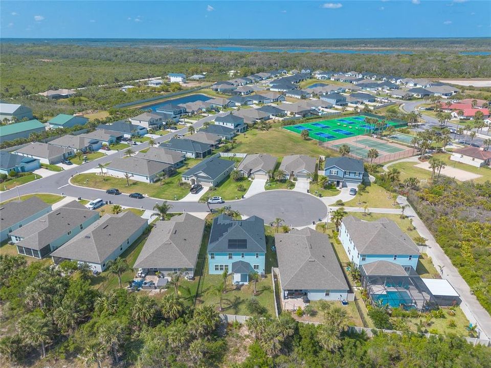 Active With Contract: $599,900 (6 beds, 3 baths, 3082 Square Feet)