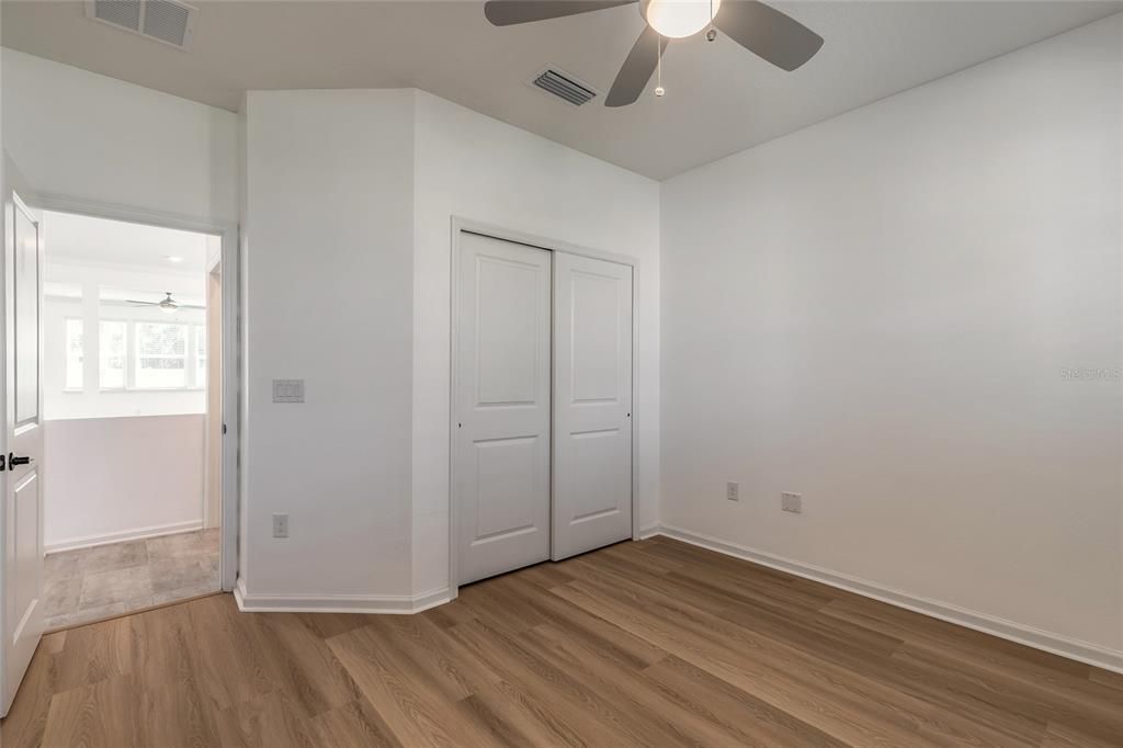 Active With Contract: $599,900 (6 beds, 3 baths, 3082 Square Feet)