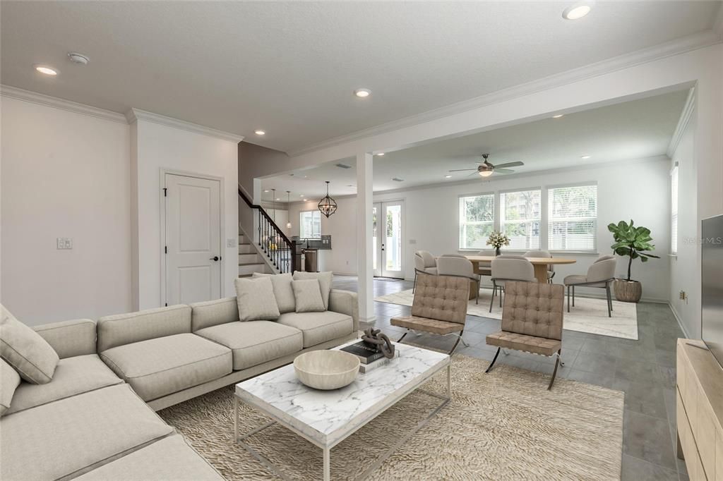 Active With Contract: $599,900 (6 beds, 3 baths, 3082 Square Feet)