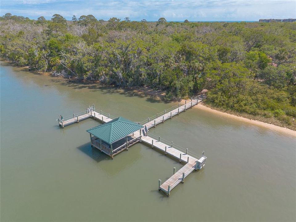 Active With Contract: $599,900 (6 beds, 3 baths, 3082 Square Feet)