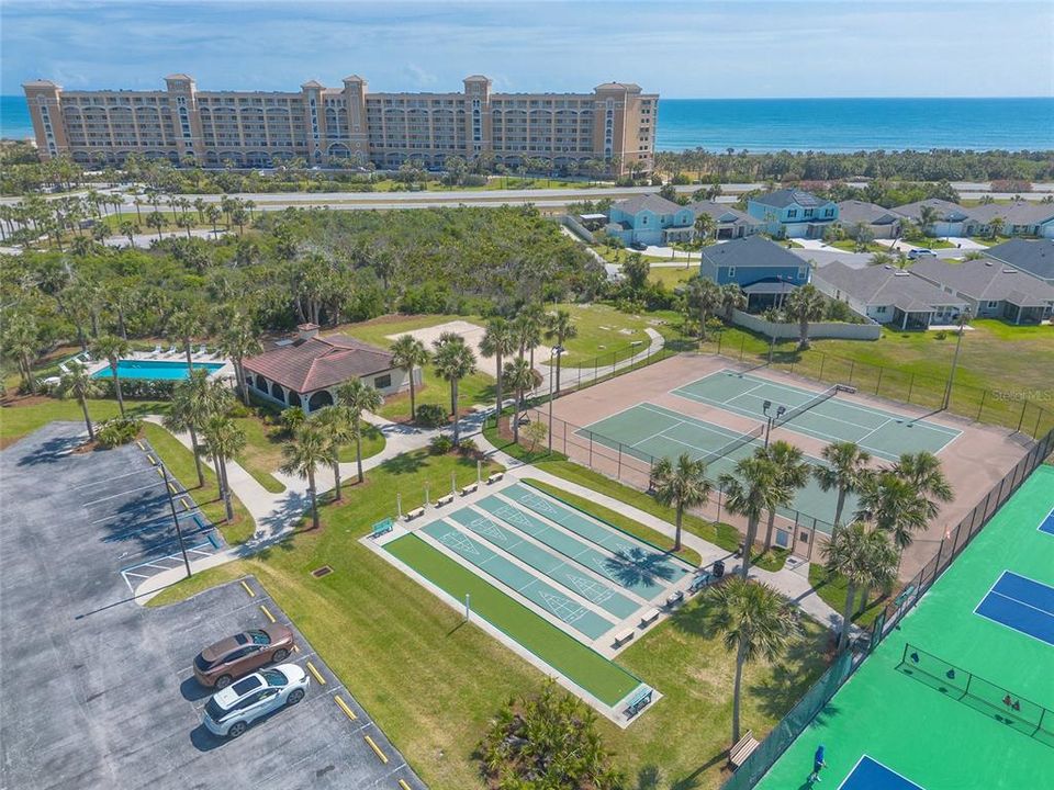 Active With Contract: $599,900 (6 beds, 3 baths, 3082 Square Feet)