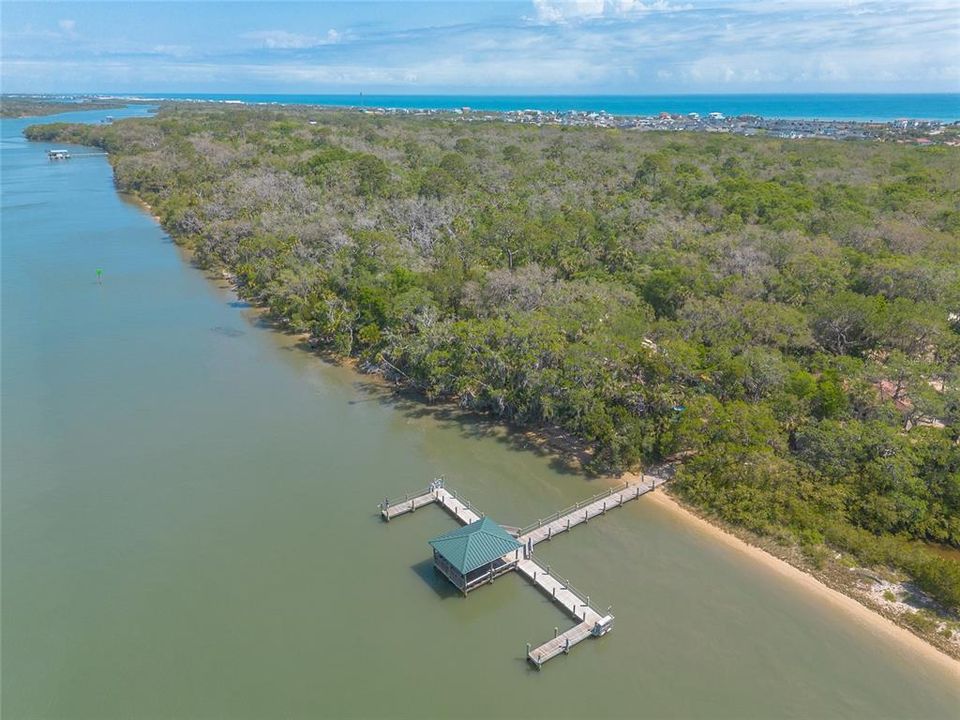 Active With Contract: $599,900 (6 beds, 3 baths, 3082 Square Feet)