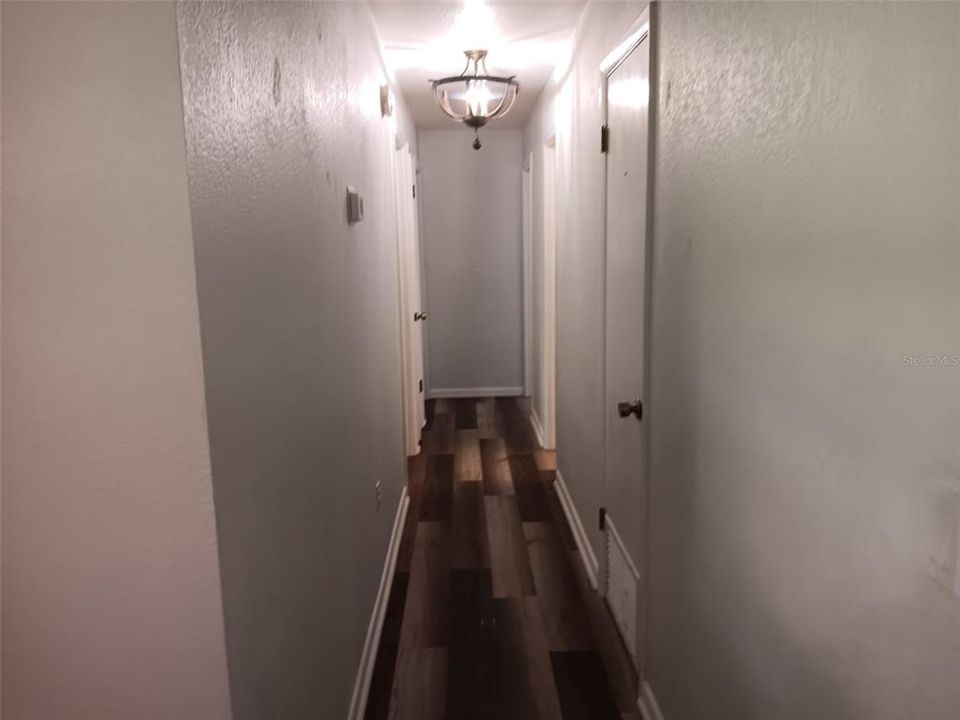 Activo con contrato: $245,000 (3 camas, 1 baños, 1344 Pies cuadrados)