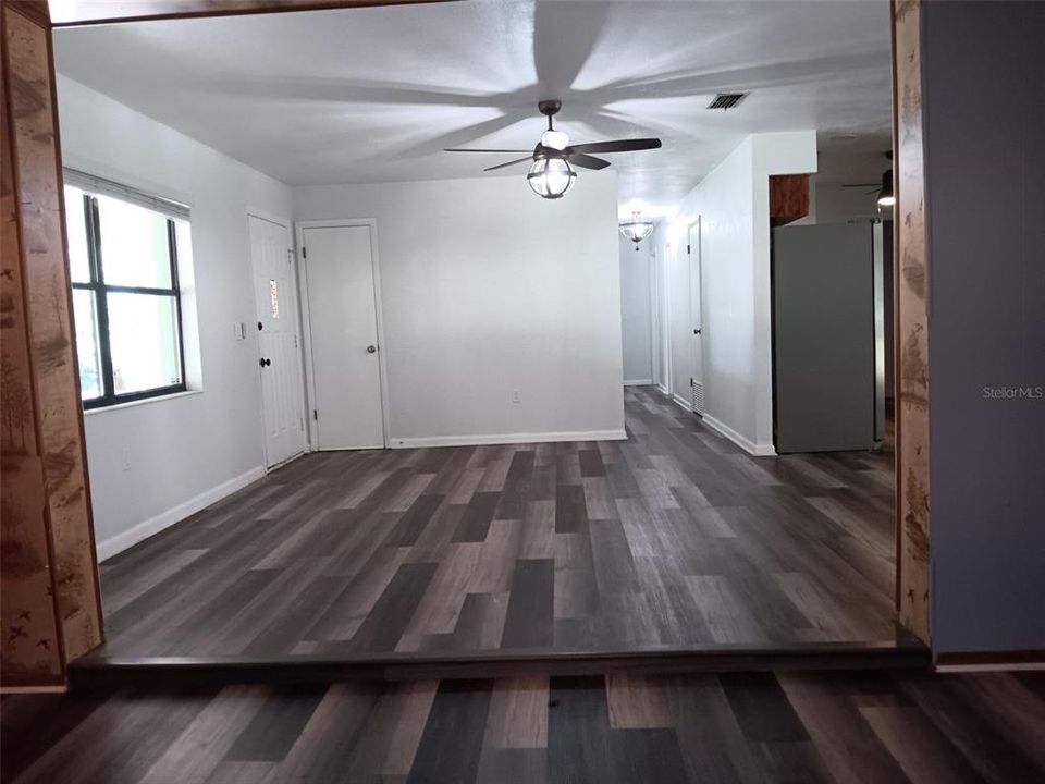 Activo con contrato: $245,000 (3 camas, 1 baños, 1344 Pies cuadrados)