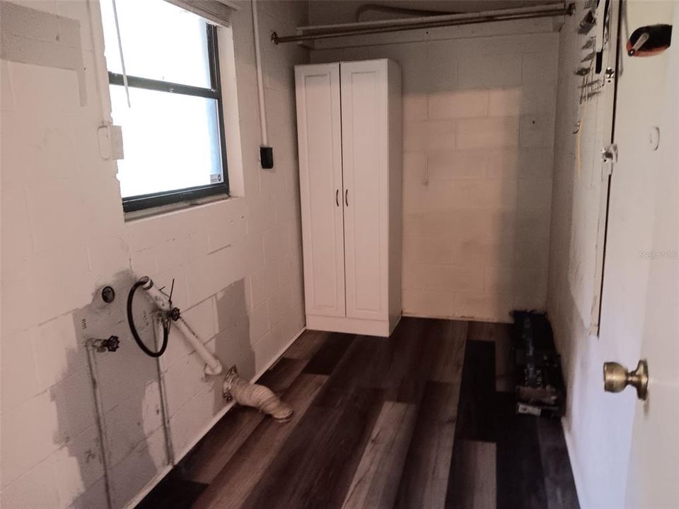 Activo con contrato: $245,000 (3 camas, 1 baños, 1344 Pies cuadrados)