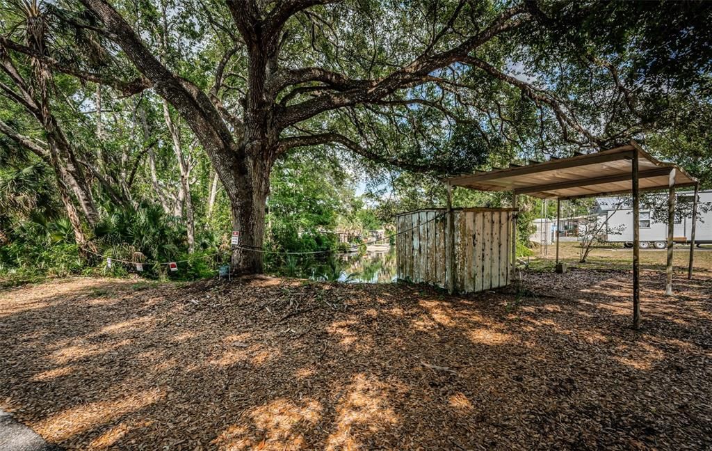 For Sale: $229,900 (2 beds, 1 baths, 920 Square Feet)