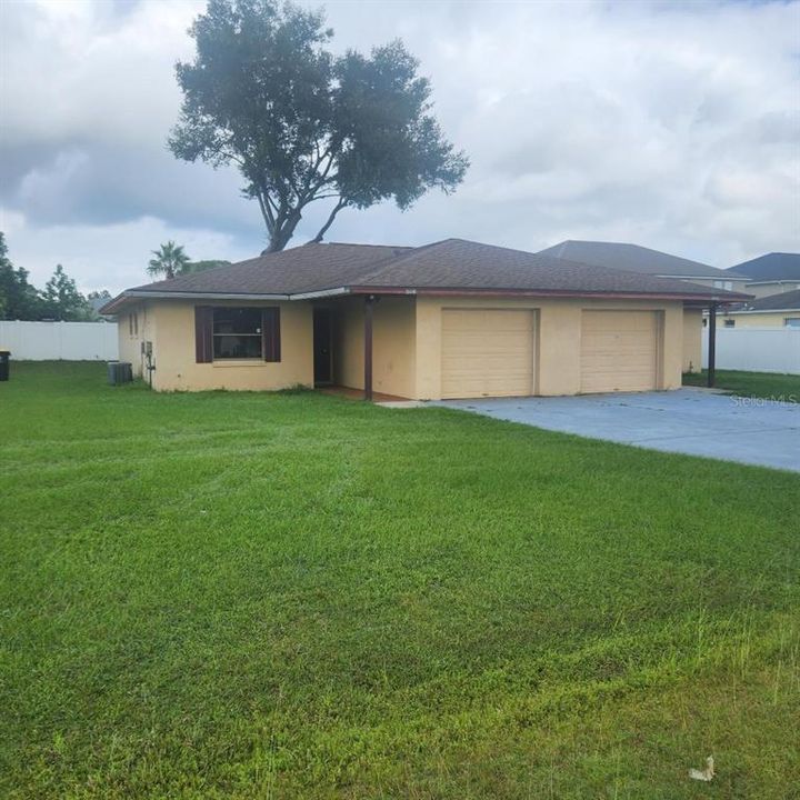 Recently Rented: $1,395 (2 beds, 2 baths, 1058 Square Feet)
