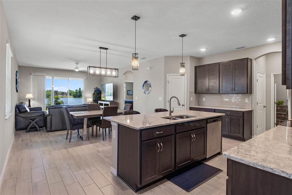 Active With Contract: $359,000 (3 beds, 2 baths, 2102 Square Feet)