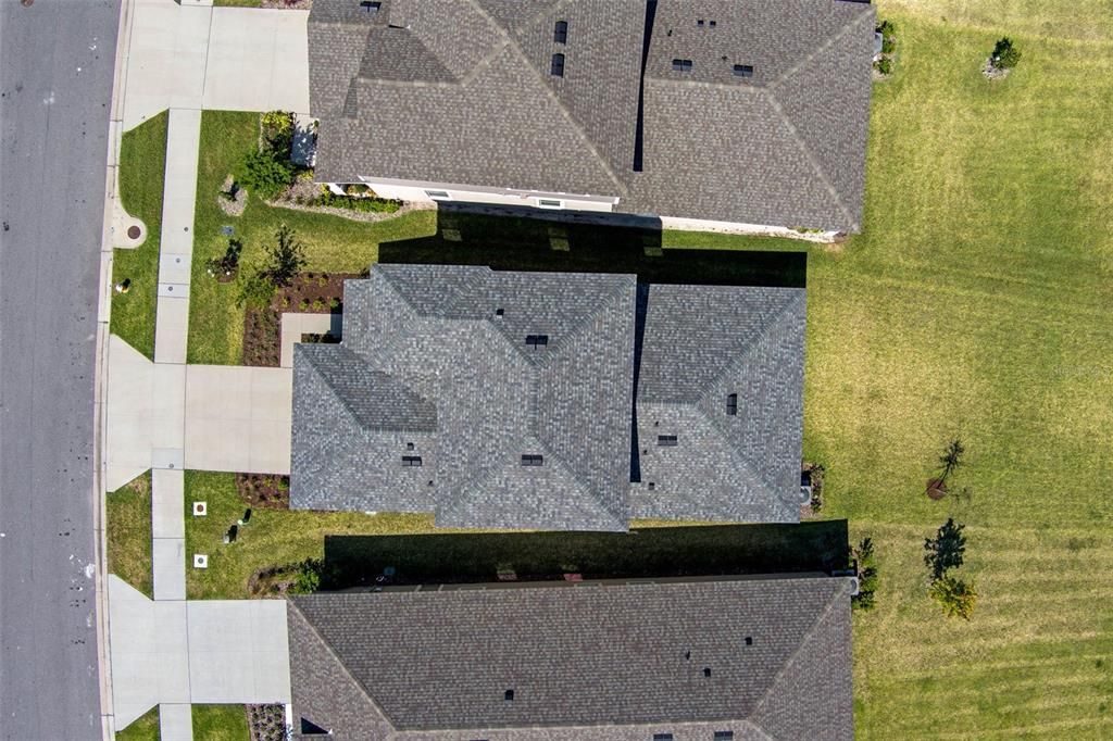 Active With Contract: $359,000 (3 beds, 2 baths, 2102 Square Feet)