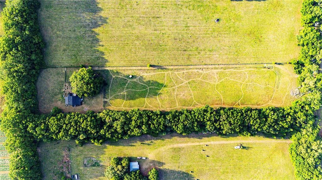 Active With Contract: $565,000 (3 beds, 2 baths, 2288 Square Feet)