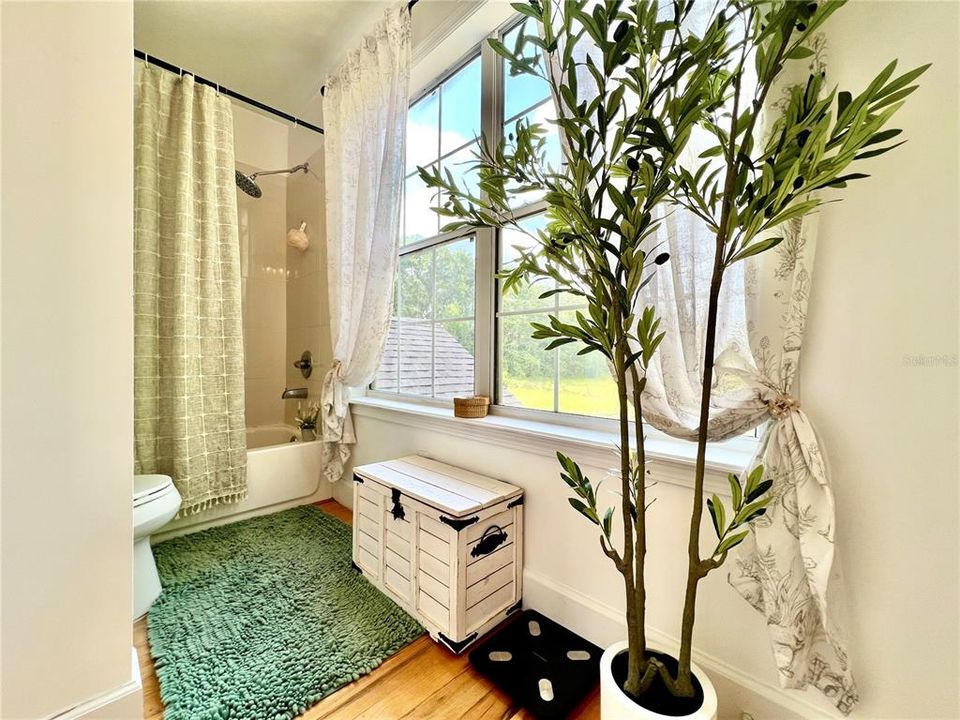 Active With Contract: $565,000 (3 beds, 2 baths, 2288 Square Feet)