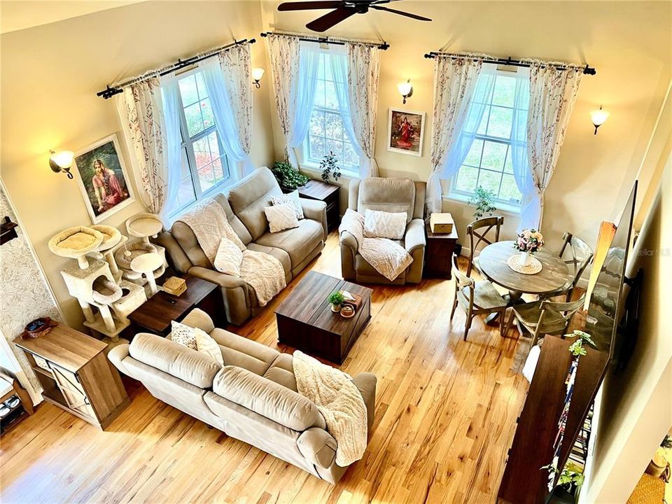 Active With Contract: $565,000 (3 beds, 2 baths, 2288 Square Feet)